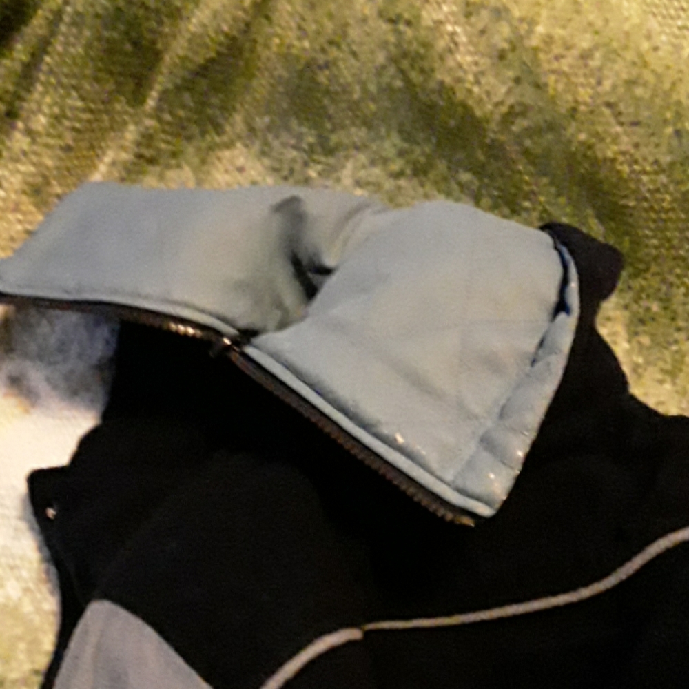 Coat - Picture 5 of 8